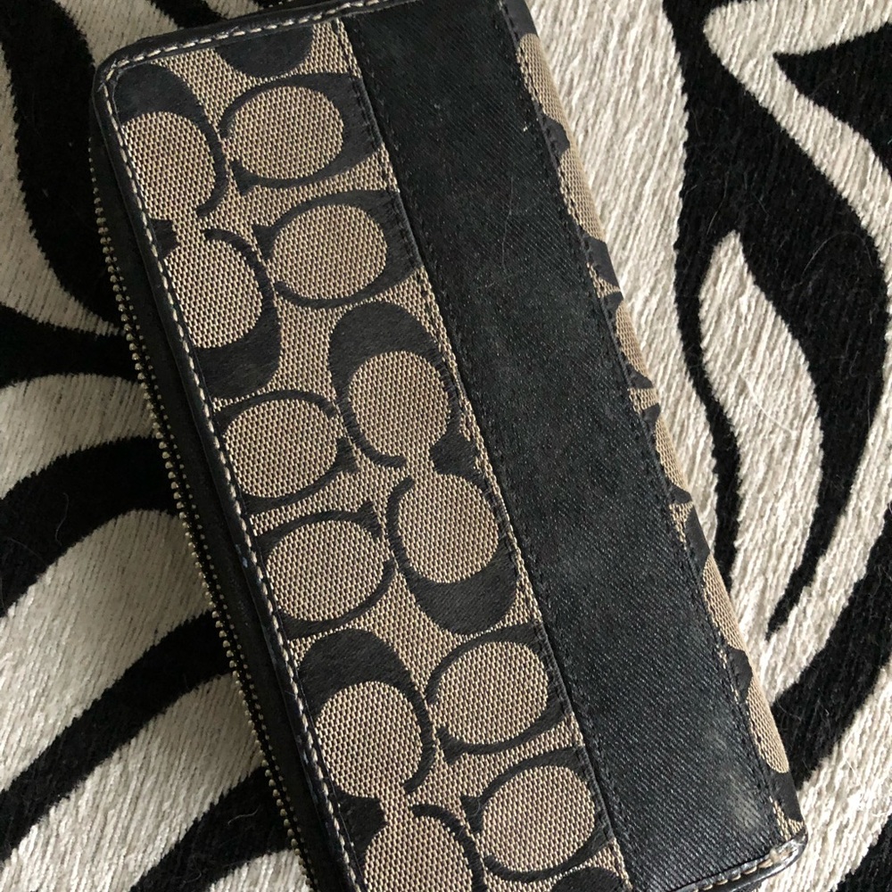 Coach Wallet - Picture 2 of 5